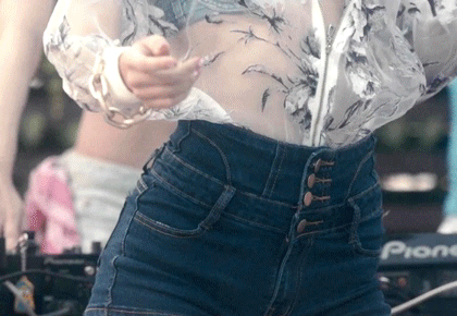 Badkiz00.gif