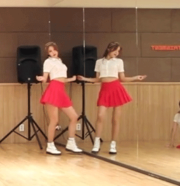 HyeJeong606small.gif