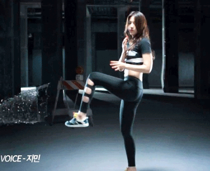 HyeYuna00cropped.gif