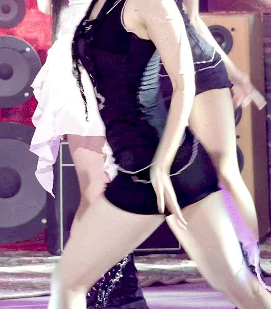 Kim SoHyun02UP.gif