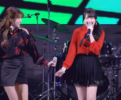 SoWon181021 with Yerin.gif
