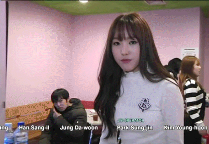 Yuju.gif