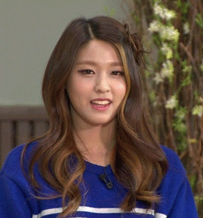 SeolHyun-00.gif
